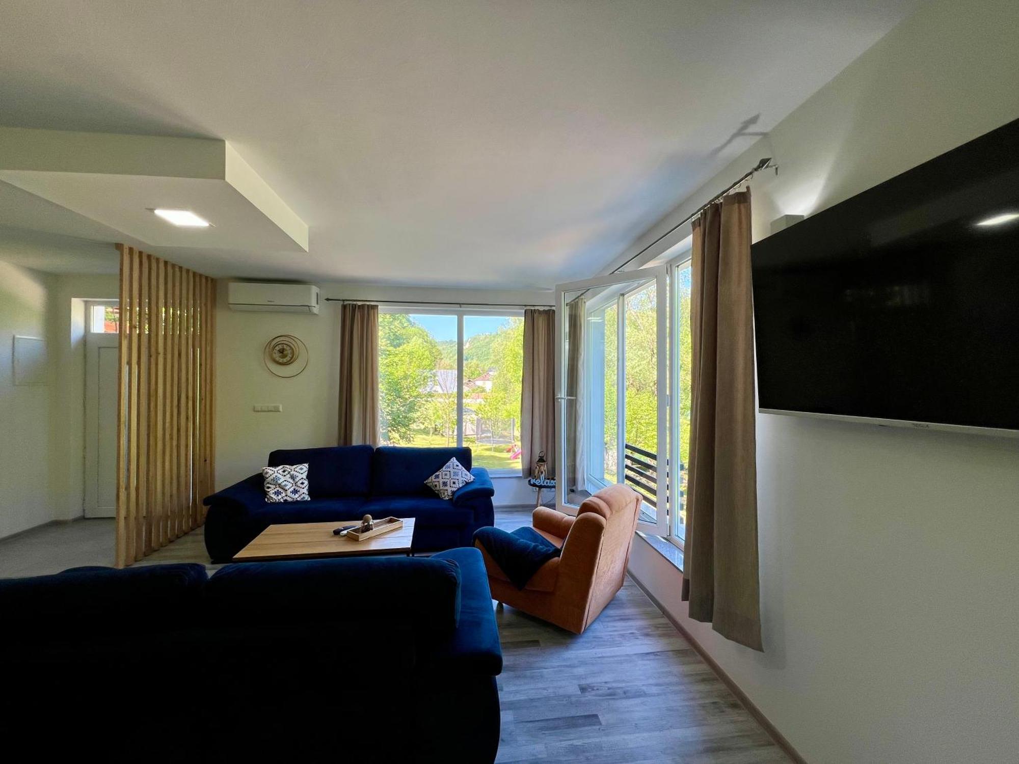 Anur Apartment Bihać エクステリア 写真