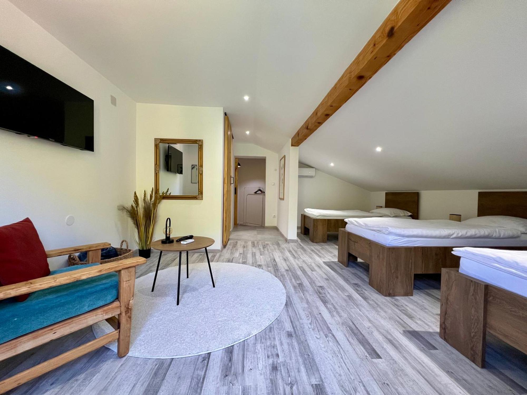 Anur Apartment Bihać エクステリア 写真